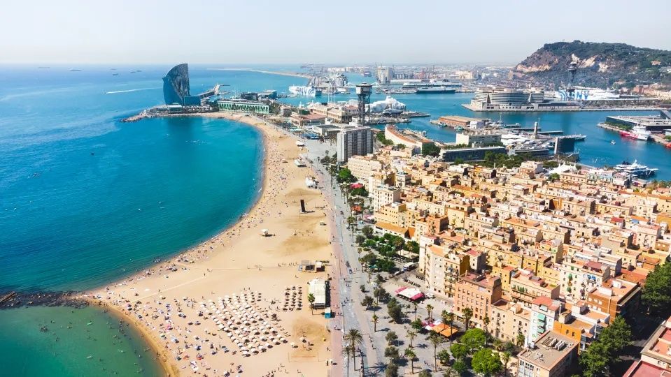 Unveiling Spain's Luxurious Escapes: Your Guide to Opulence